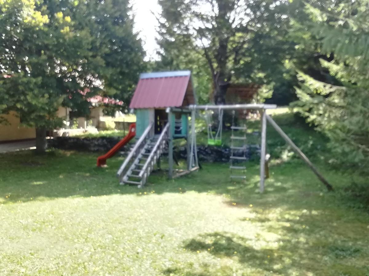 Matanovi Dvori Villa Bribir  Luaran gambar